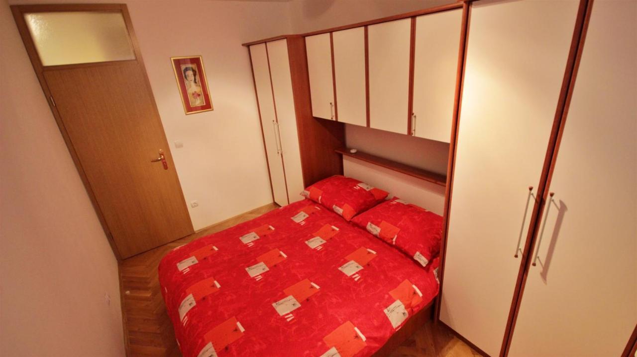 Apartment Jen Omis Ngoại thất bức ảnh