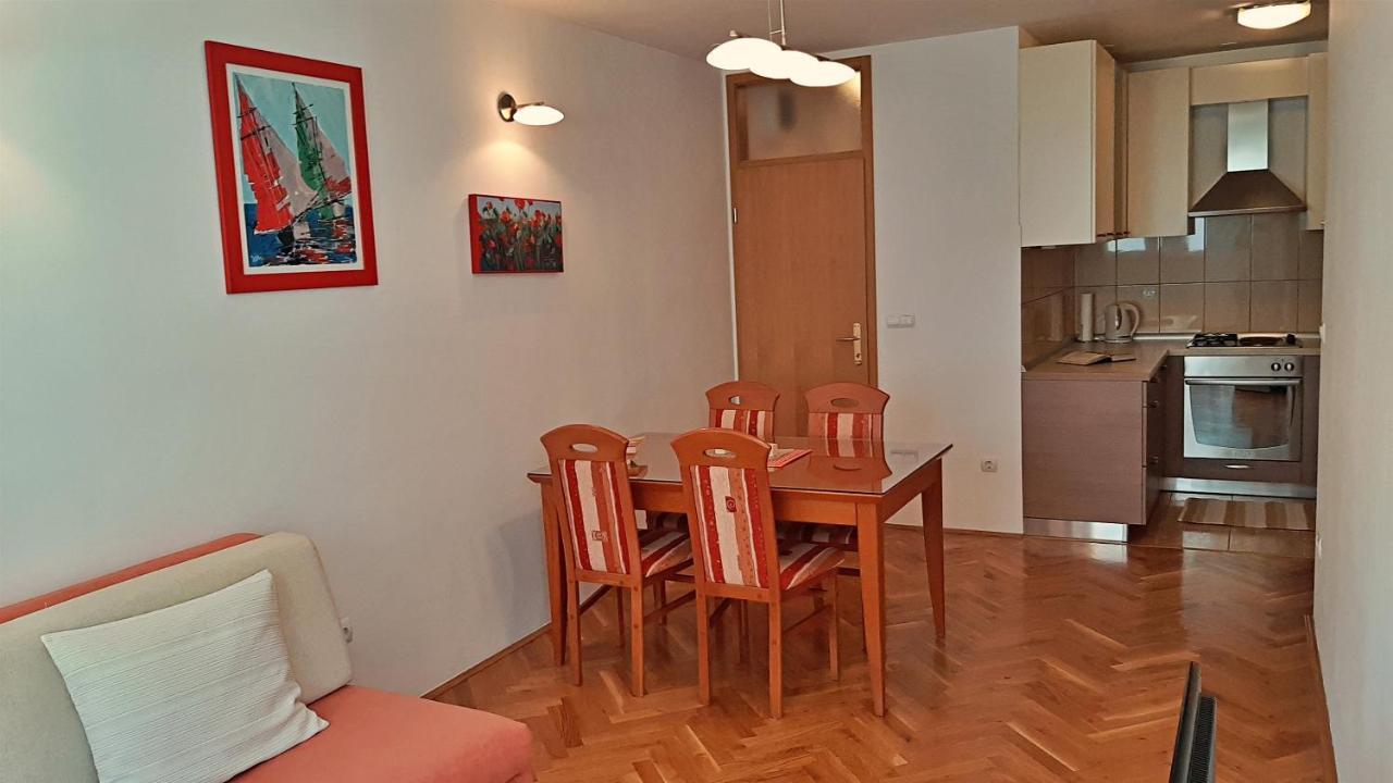 Apartment Jen Omis Ngoại thất bức ảnh