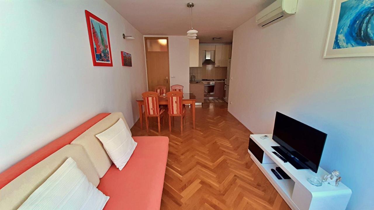 Apartment Jen Omis Ngoại thất bức ảnh
