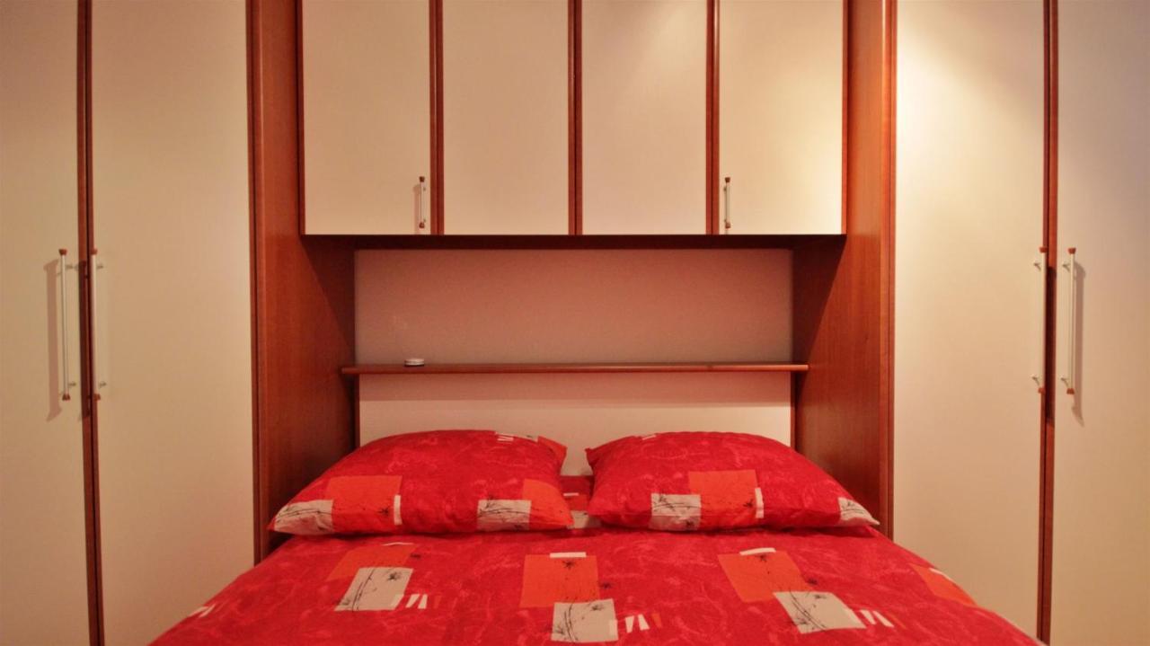 Apartment Jen Omis Ngoại thất bức ảnh